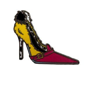Disney Cruella De Ville Trading Pin Shoe 101 Dalmatians Brooch Lapel Pin Badge